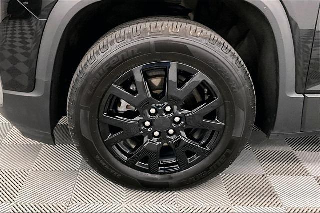 used 2023 GMC Acadia car, priced at $31,782
