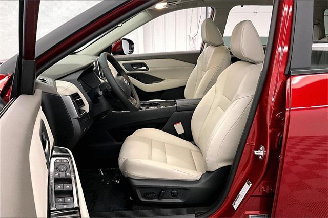 new 2025 Nissan Rogue car, priced at $32,461