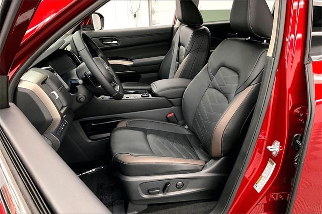 new 2025 Nissan Pathfinder car, priced at $50,141