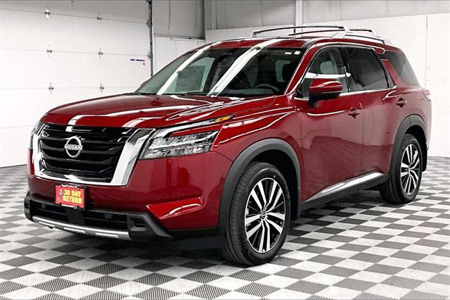 new 2025 Nissan Pathfinder car, priced at $50,141