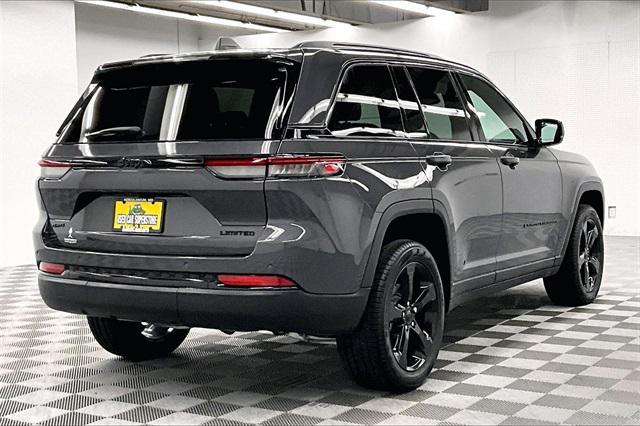 used 2024 Jeep Grand Cherokee car, priced at $40,734