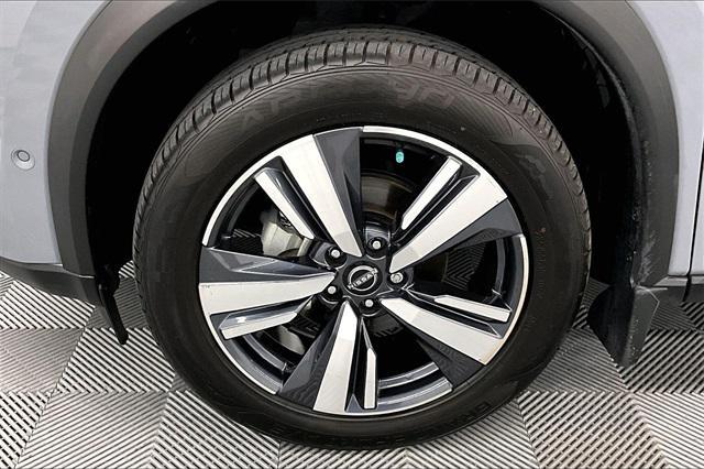 used 2022 Nissan Rogue car, priced at $27,548