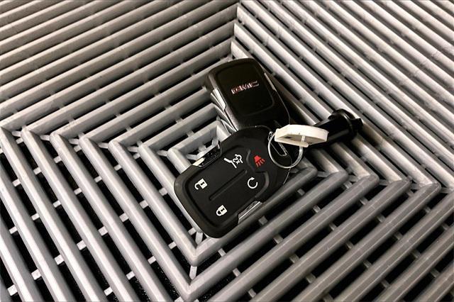 used 2023 GMC Acadia car, priced at $29,998