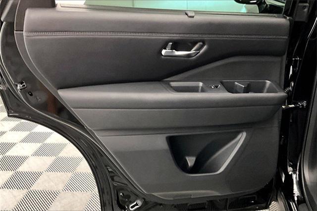 used 2023 Nissan Pathfinder car, priced at $40,642