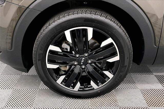 used 2024 Kia Telluride car, priced at $44,088