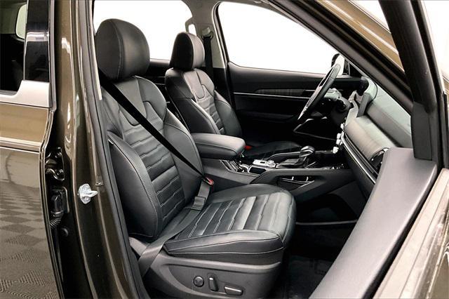 used 2024 Kia Telluride car, priced at $44,088
