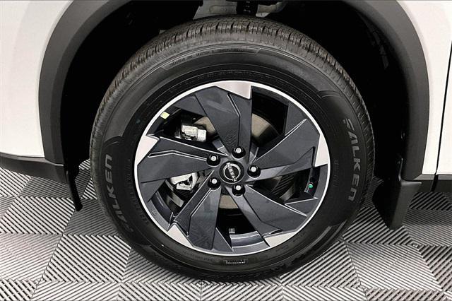 new 2025 Nissan Rogue car, priced at $32,461