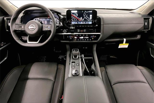 new 2024 Nissan Pathfinder car, priced at $40,670