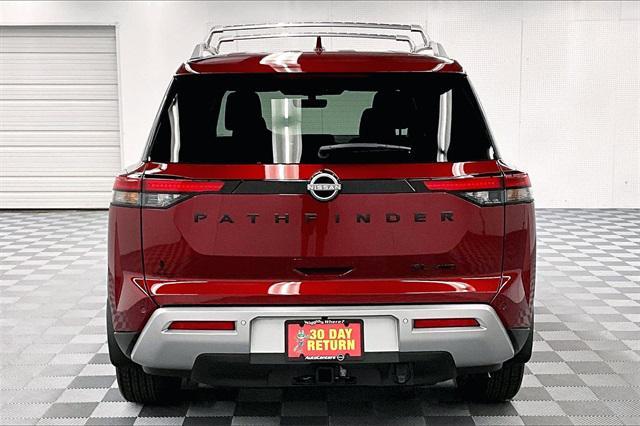 new 2024 Nissan Pathfinder car, priced at $40,670