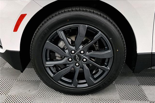 used 2022 Chevrolet Equinox car, priced at $24,289