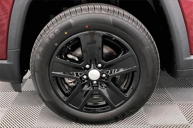 used 2022 Jeep Compass car, priced at $20,958