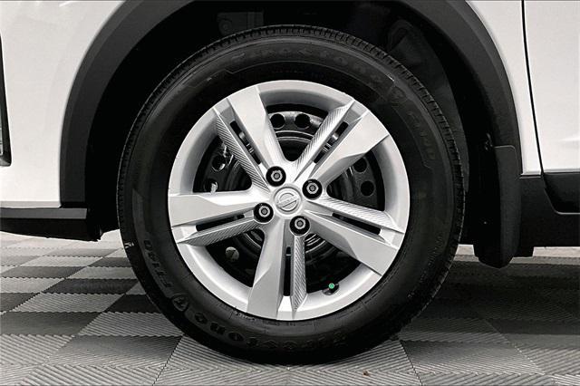 new 2025 Nissan Kicks car, priced at $21,720