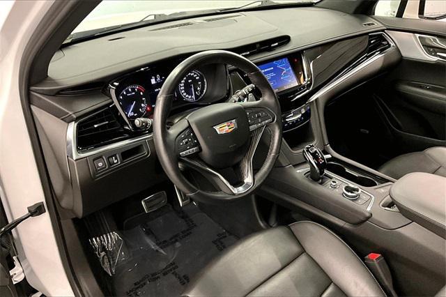 used 2023 Cadillac XT6 car, priced at $43,223