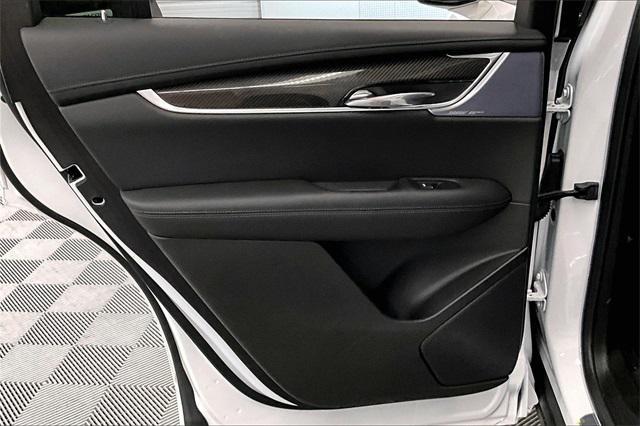 used 2023 Cadillac XT6 car, priced at $43,223