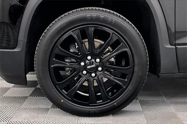 used 2023 GMC Acadia car, priced at $27,820