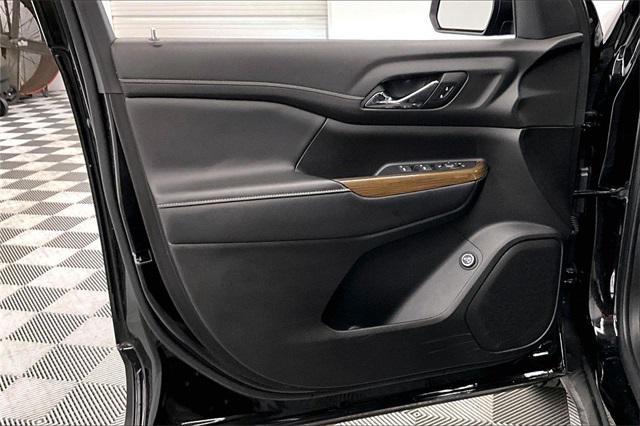 used 2023 GMC Acadia car, priced at $27,820