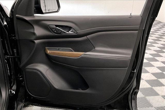 used 2023 GMC Acadia car, priced at $27,820