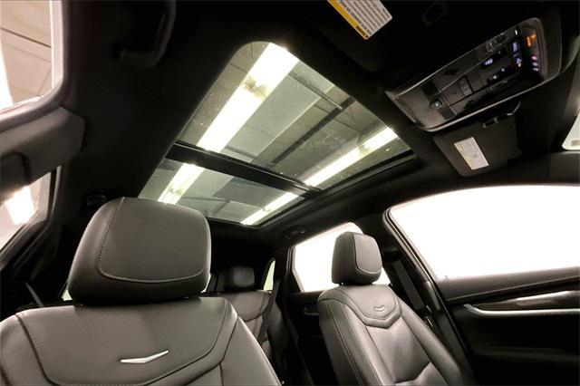 used 2021 Cadillac XT5 car, priced at $29,116