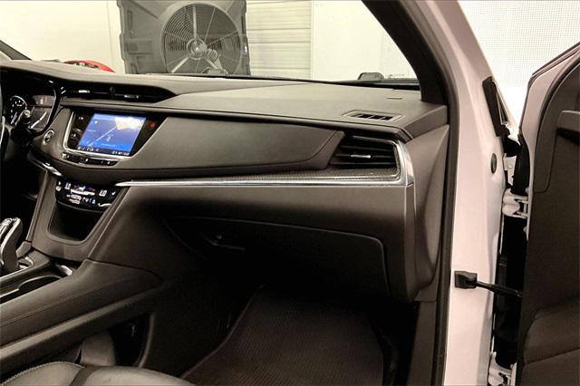 used 2021 Cadillac XT5 car, priced at $29,116