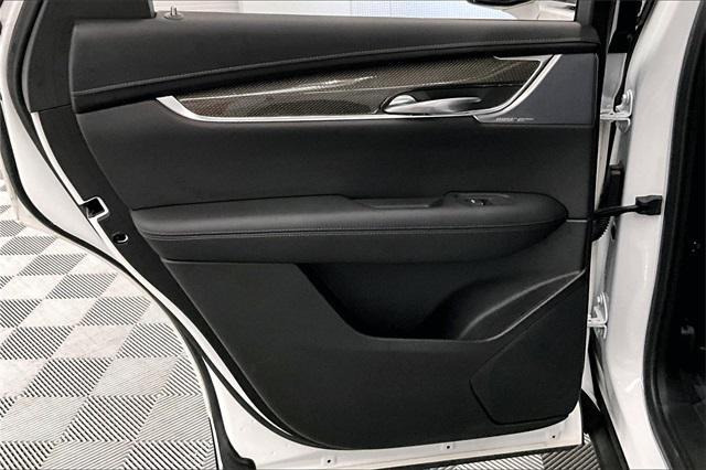 used 2021 Cadillac XT5 car, priced at $33,929