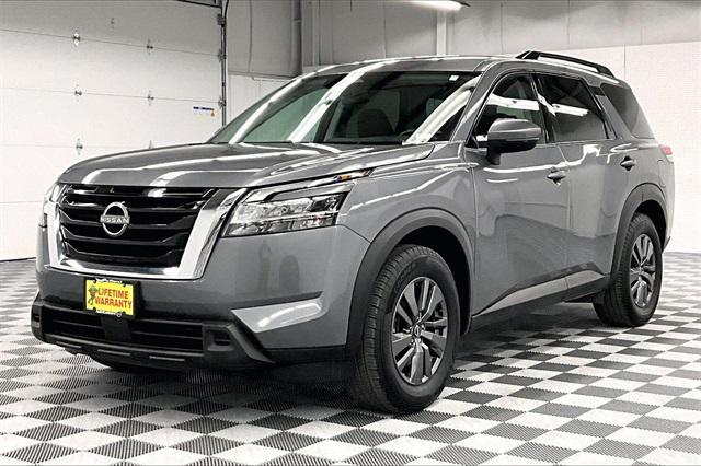 used 2022 Nissan Pathfinder car, priced at $24,995