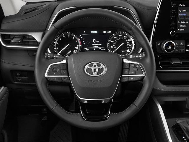 used 2022 Toyota Highlander car, priced at $37,942
