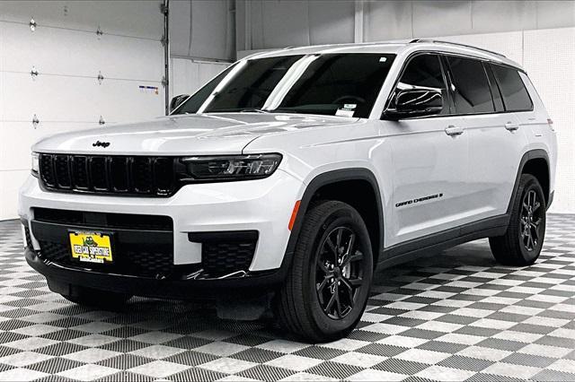 used 2024 Jeep Grand Cherokee L car, priced at $29,024