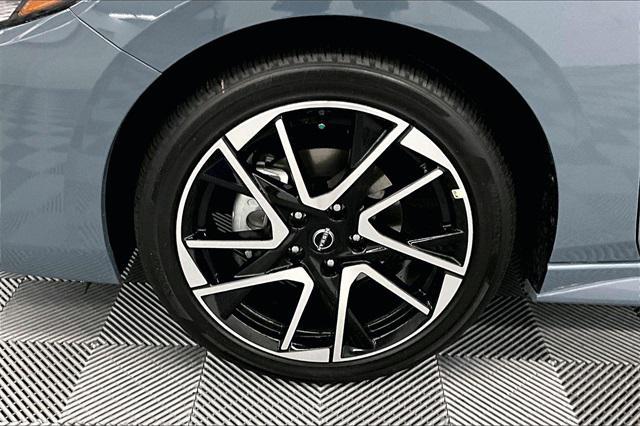 new 2025 Nissan Sentra car, priced at $24,834