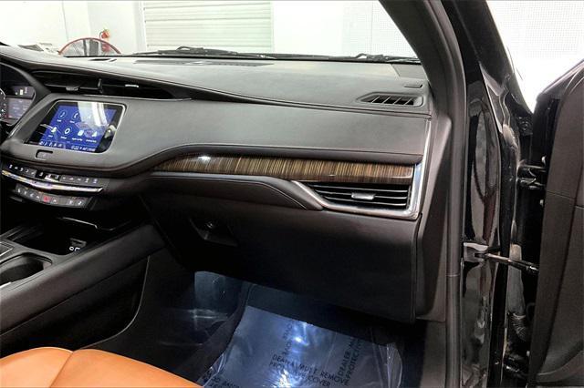 used 2023 Cadillac XT4 car, priced at $30,627