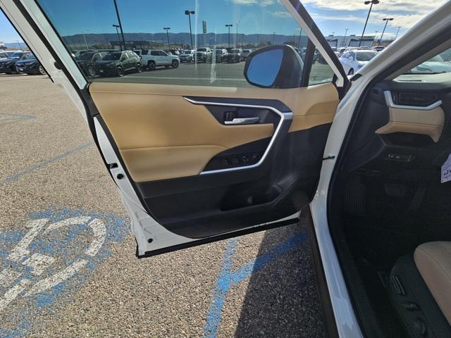 new 2025 Toyota RAV4 car