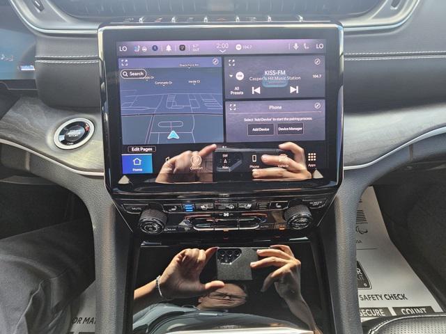 used 2025 Jeep Grand Cherokee car, priced at $41,994