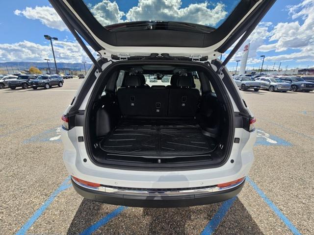 used 2025 Jeep Grand Cherokee car, priced at $41,994