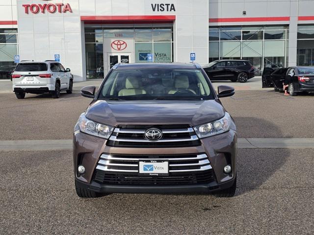 used 2017 Toyota Highlander car, priced at $23,792
