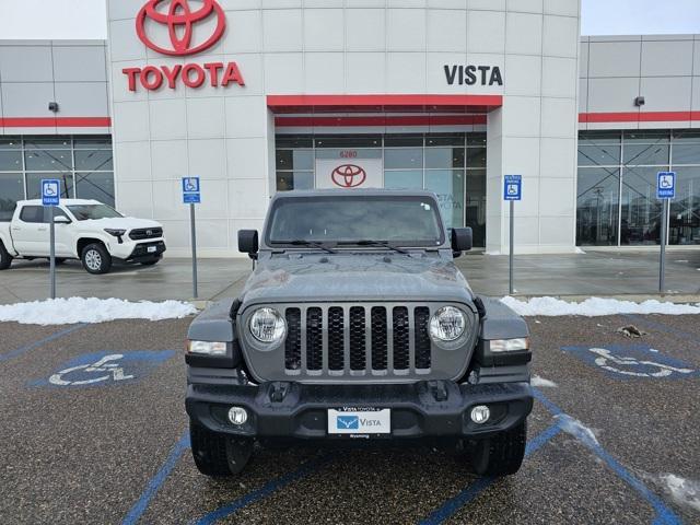 used 2022 Jeep Gladiator car, priced at $34,491