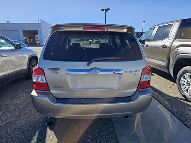 used 2006 Toyota Highlander Hybrid car, priced at $4,991