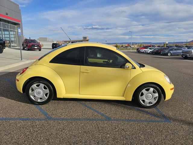 used 2010 Volkswagen New Beetle car, priced at $7,294