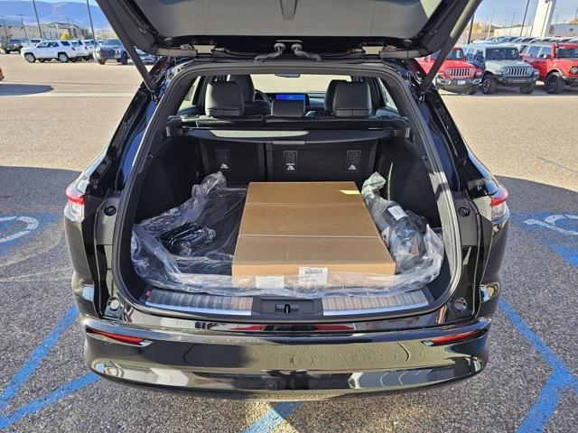 new 2025 Toyota Crown Signia car