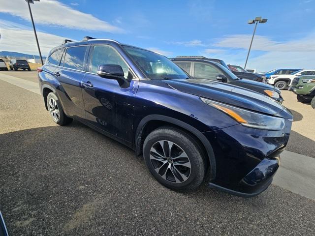 used 2021 Toyota Highlander car, priced at $29,991
