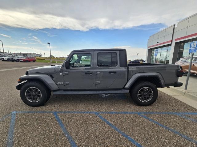 used 2022 Jeep Gladiator car, priced at $35,494