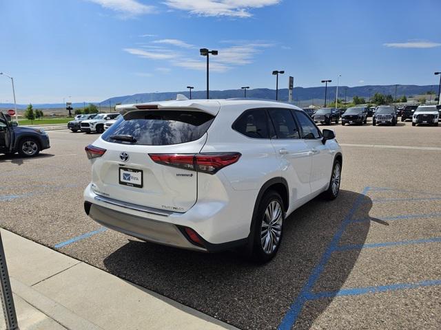 used 2022 Toyota Highlander Hybrid car, priced at $43,791