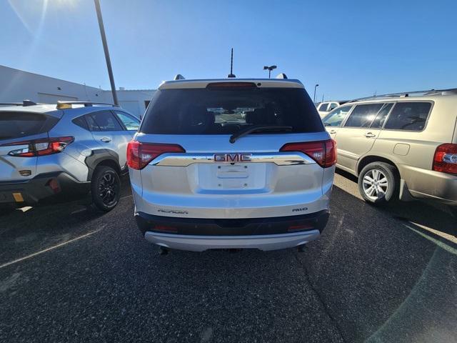 used 2019 GMC Acadia car