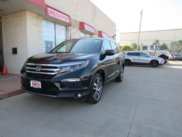 used 2017 Honda Pilot car, priced at $14,990