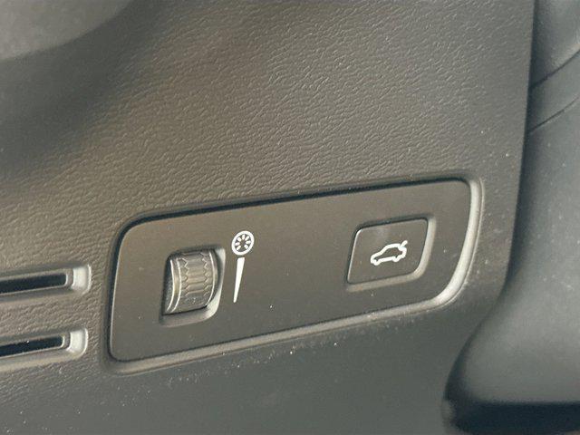 used 2022 Volvo XC40 car, priced at $30,995