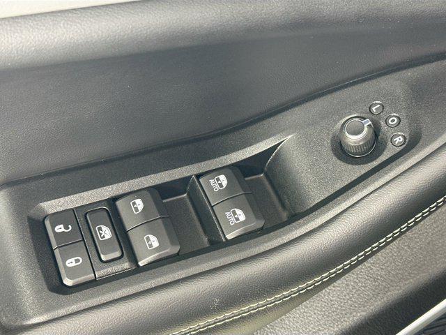 used 2023 Jeep Grand Cherokee car, priced at $31,848