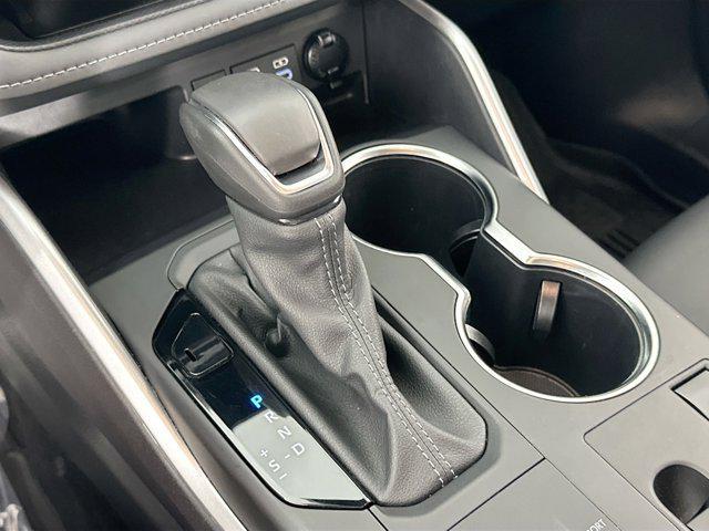 used 2023 Toyota Highlander Hybrid car, priced at $35,322