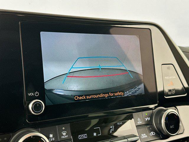 used 2023 Toyota Highlander Hybrid car, priced at $35,322