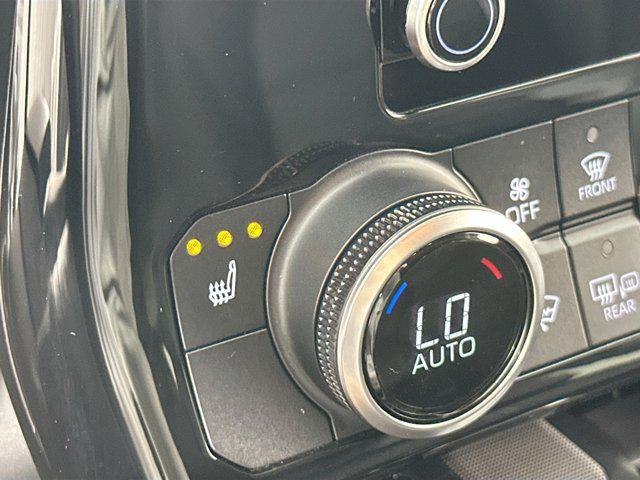 used 2023 Toyota Highlander Hybrid car, priced at $35,322