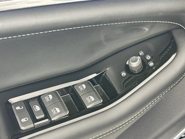 used 2023 Jeep Grand Cherokee car, priced at $36,656