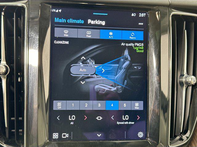 used 2022 Volvo XC60 car, priced at $33,758