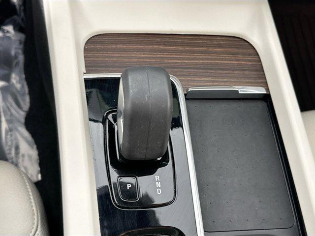 used 2022 Volvo XC60 car, priced at $33,758